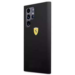 Pevné pouzdro Ferrari Hardcase pro Samsung Galaxy S22 Ultra černo/černé pevné pouzdro On Track silikon