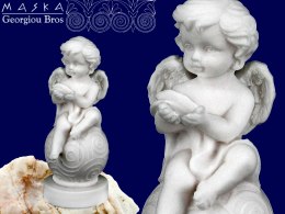 Aniołek na kuli - alabaster grecki
